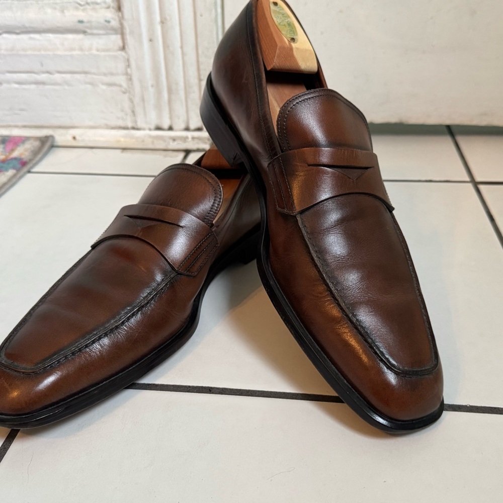 Salvatore Ferragamo Brown Leather Loafers Slip-On Elegance